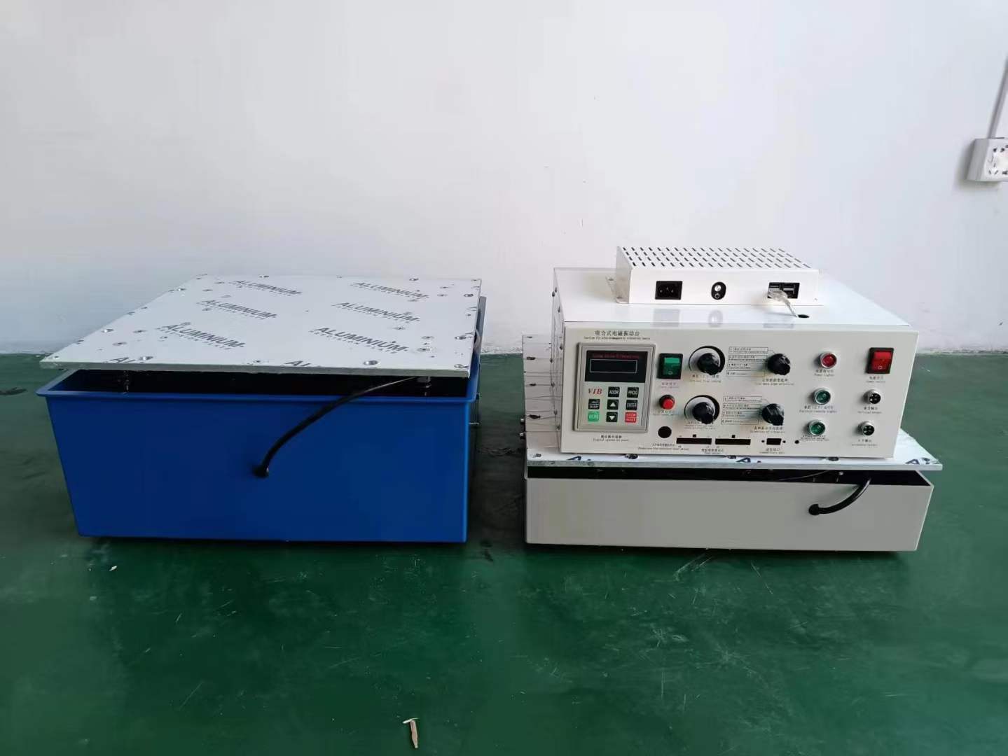 電磁(cí)振動(dòng)台(tái)、振動台(tái)、電動振動台廠家